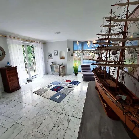 Charming Country In On Fehmarn Holiday home *