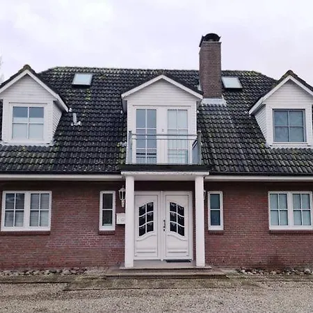 Holiday home Charming Country In On Fehmarn Bojendorf